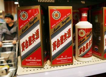 Производитель алкоголя Moutai стал крупнейшей публичной компанией КНР