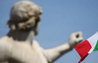 Италия хочет избавиться от доли в старейшем банке мира 