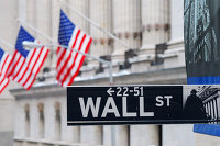 Фондовые биржи США растут на корпоративных отчетностях