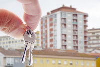 Росреестр советует владельцам квартир запретить заочные сделки с жильем и их электронную регистрацию